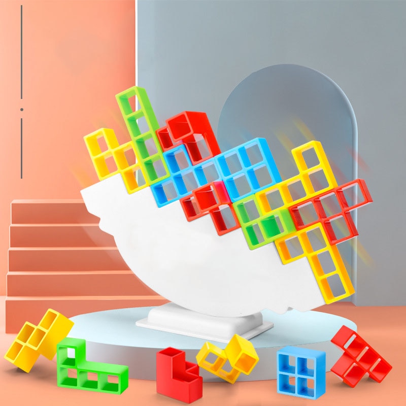 Torre Tetris - Swinging Stacking Cubes